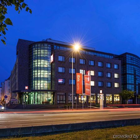 Ibis Rostock Am Stadthafen Exterior photo