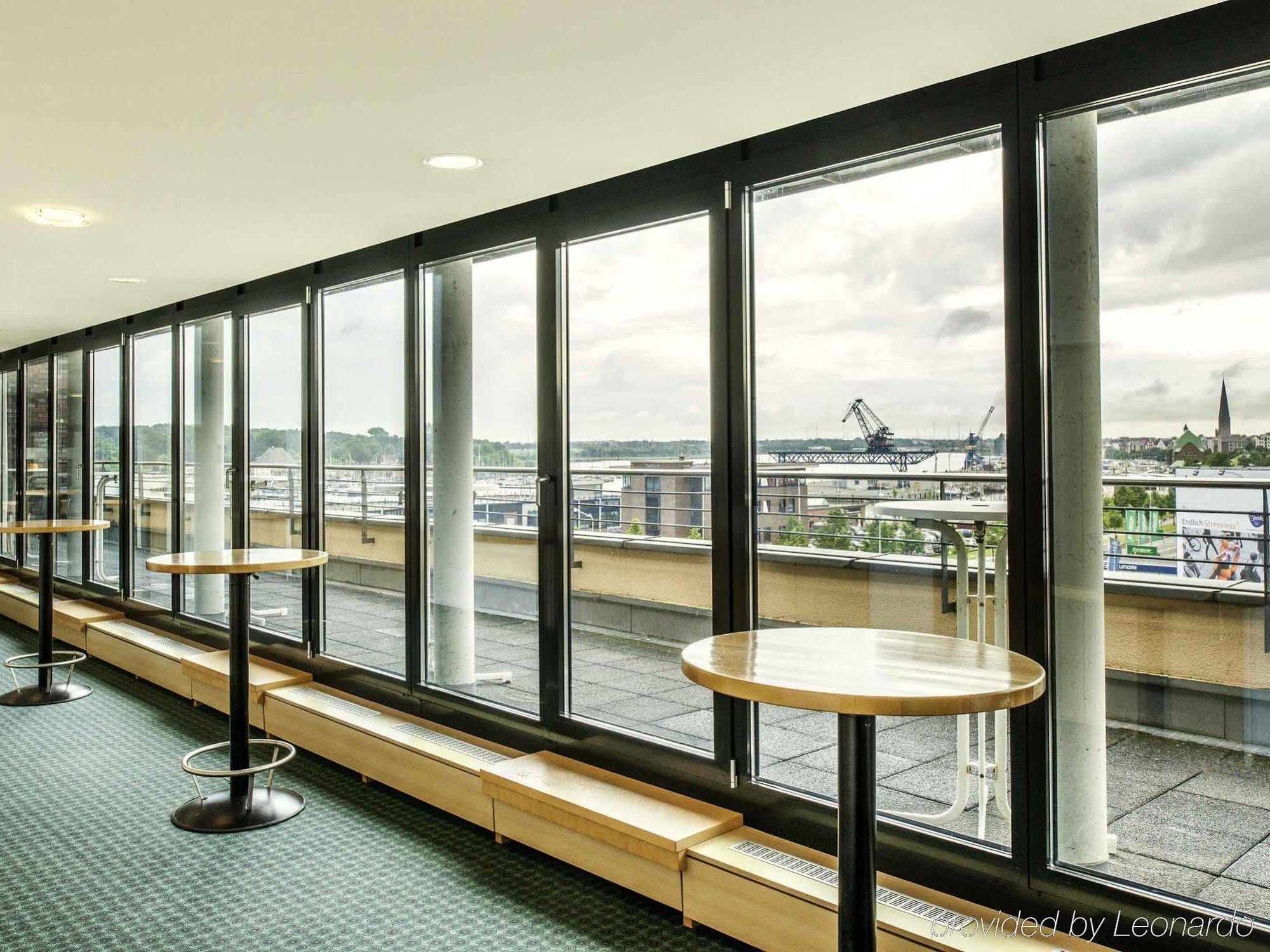 Ibis Rostock Am Stadthafen Exterior photo
