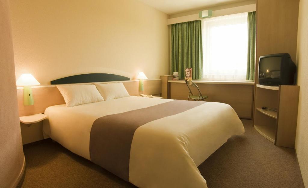Ibis Rostock Am Stadthafen Room photo